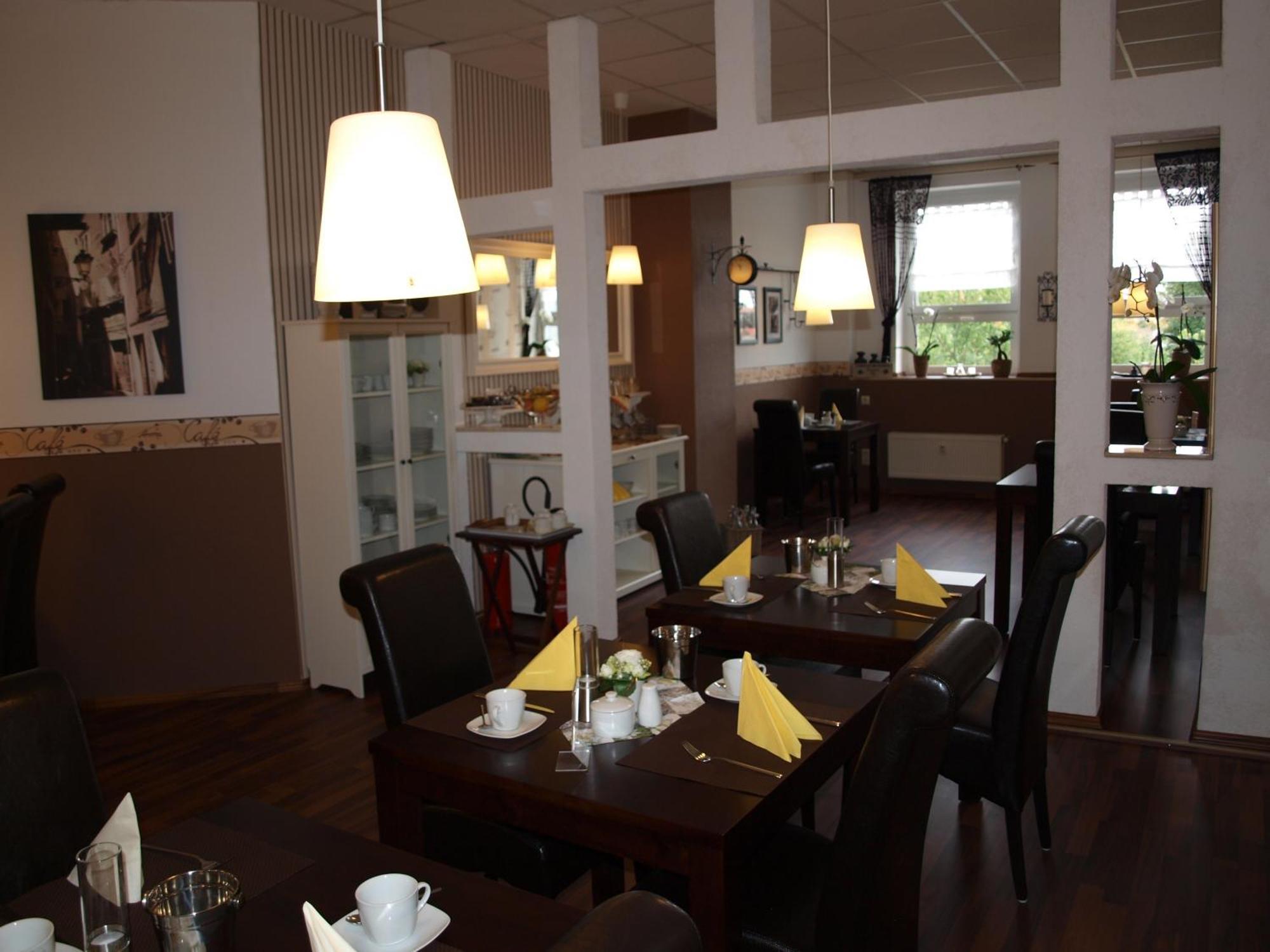 Hotel Am Schuetzenberg Gotha Buitenkant foto